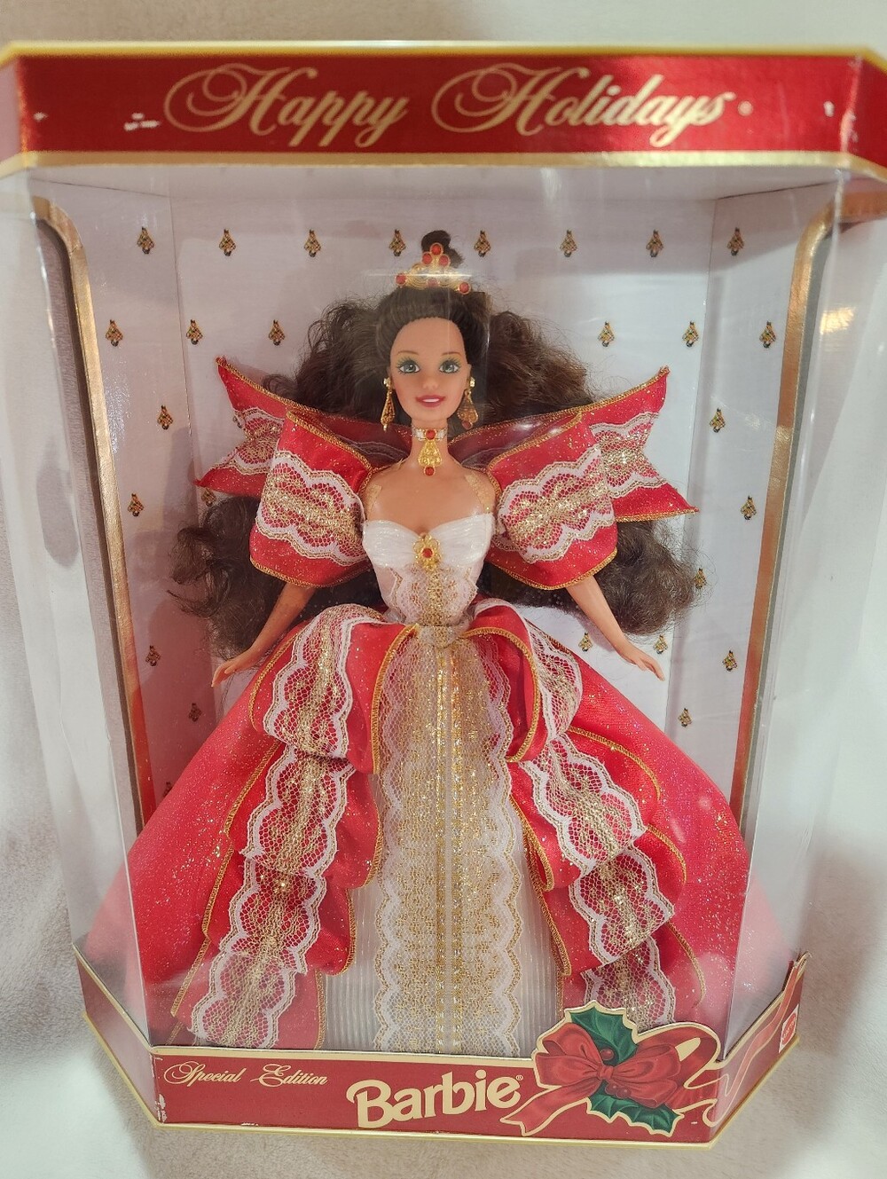 Barbie 1997 Happy Holidays Special Edition 10th Anniversary Doll